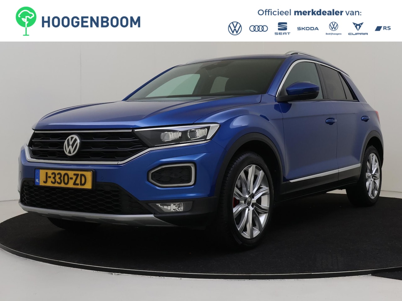 Volkswagen T-Roc - 1.5 TSI Sport | Trekhaak | Navigatie | Adaptieve cruise control | Digital cockpit | CarPla - AutoWereld.nl