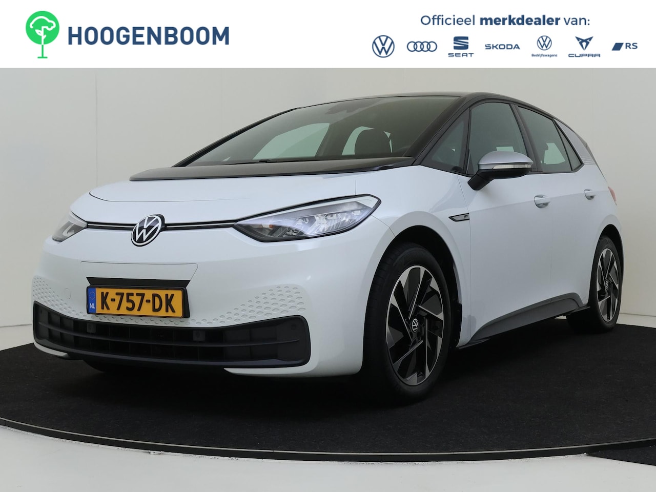 Volkswagen ID.3 - First 58 kWh | Voorverwarming | Navigatie | Stoelverwarming | Adaptieve cruise control | S - AutoWereld.nl