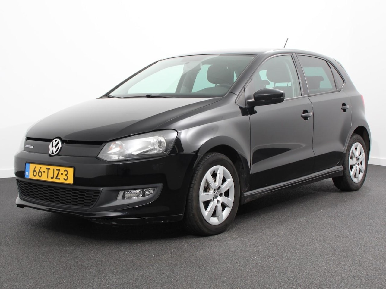 Volkswagen Polo - 1.2 TDI BlueMotion Comfortline | Navigatie | Airco | 5 deurs | Export/Handel! - AutoWereld.nl