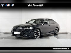 BMW 5-serie - Sedan 550e xDrive l M-Sport Pro l B&W