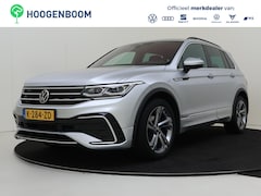 Volkswagen Tiguan - 1.5 TSI R-Line | Panoramadak | Trekhaak | Keyless | LED Plus koplampen | 3-zone airco | Na