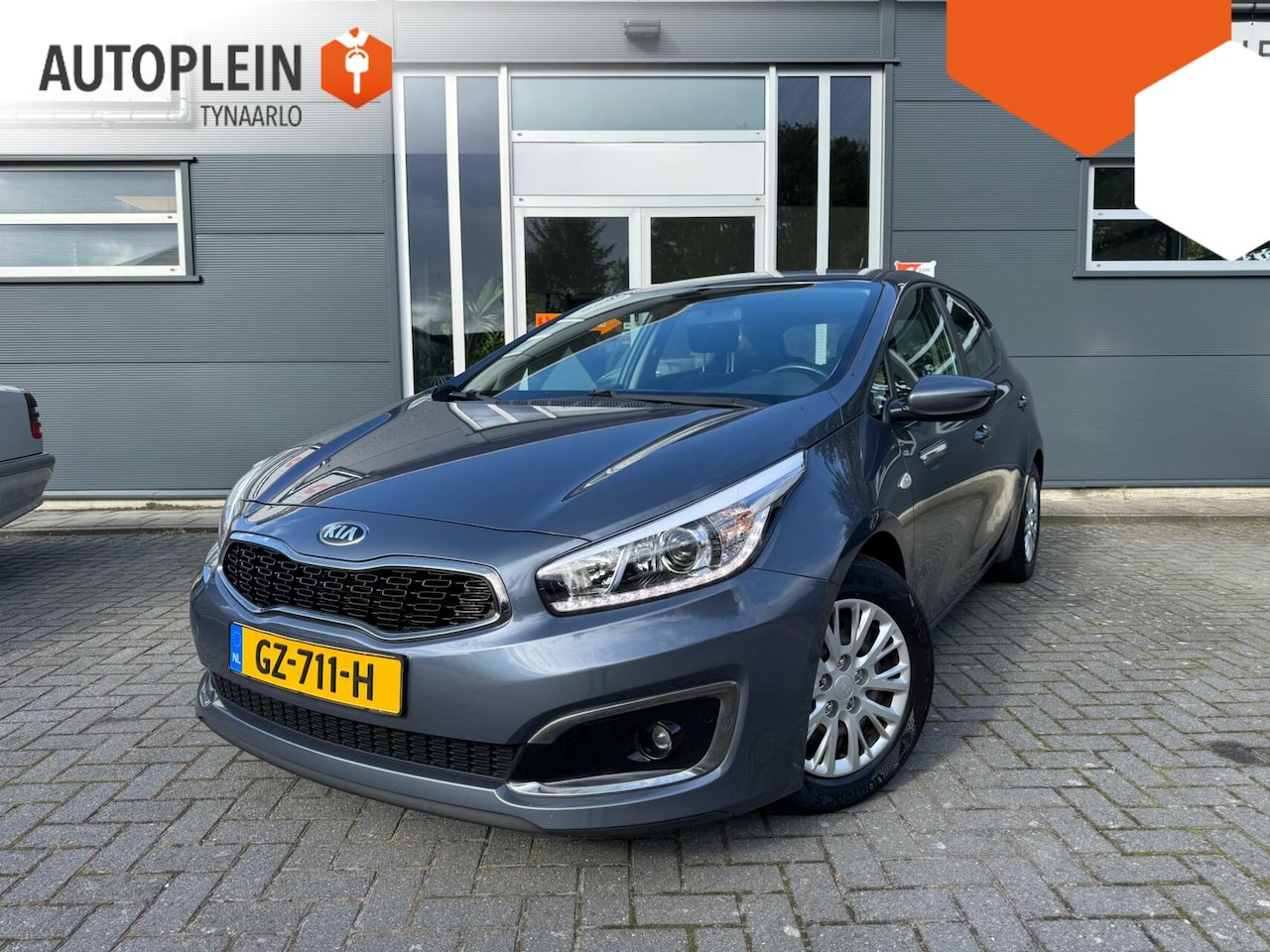 Kia Cee'd - 1.0 T-GDi Navigator *Airco*|Cruise|Navi|NL Auto|Achteruitrijcamera| - AutoWereld.nl