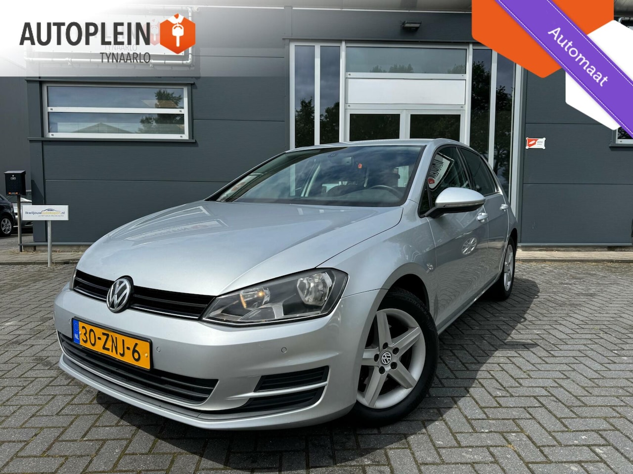 Volkswagen Golf - 1.2 TSI Comfortline Automaat|*Climate*|Navi|Cruise|Trekhaak|NL Auto - AutoWereld.nl