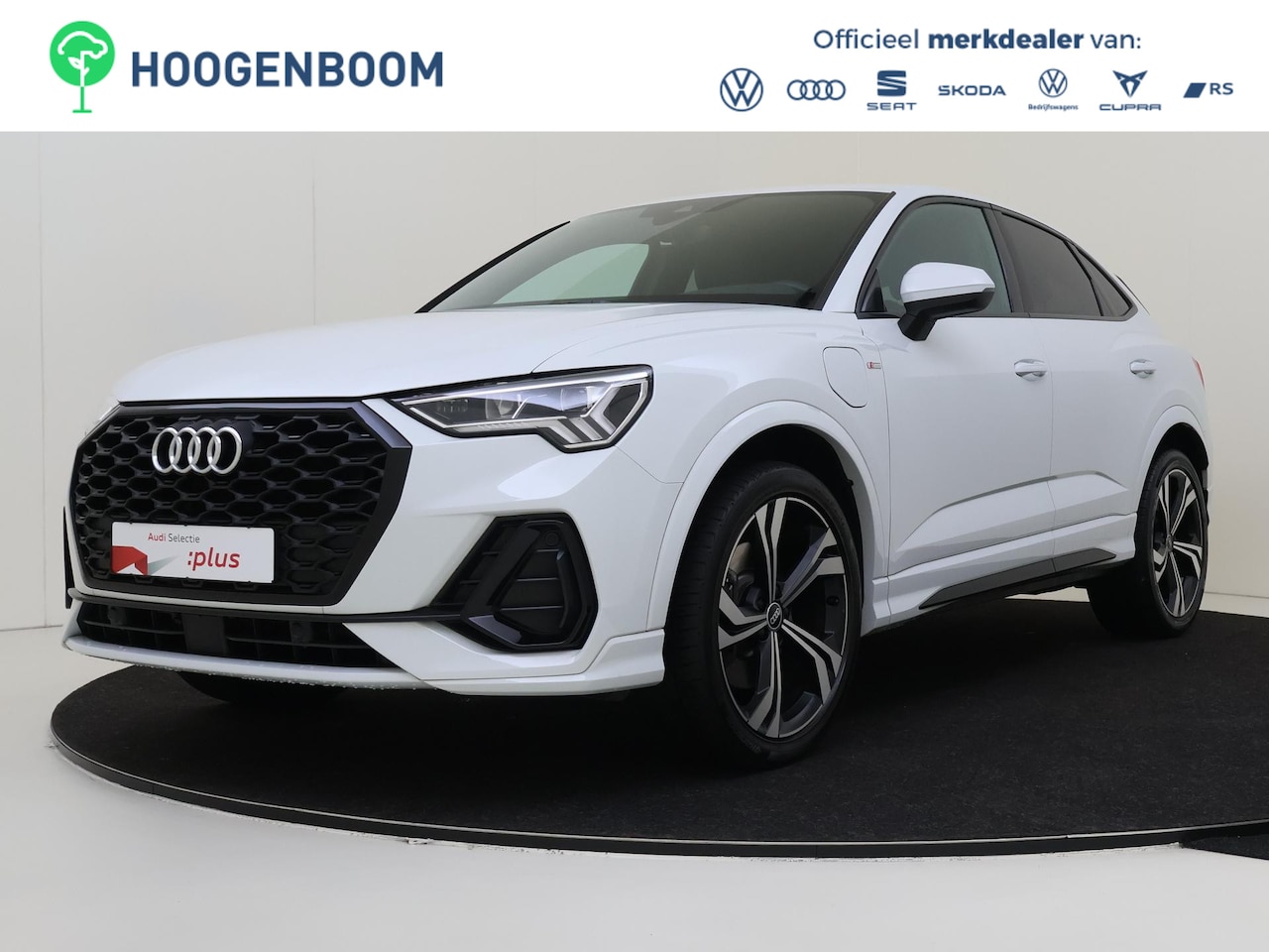 Audi Q3 Sportback - 45 TFSI e S Edition | Achteruitrijcamera | Dodehoek detectie | Keyless | Navigatie Plus | - AutoWereld.nl