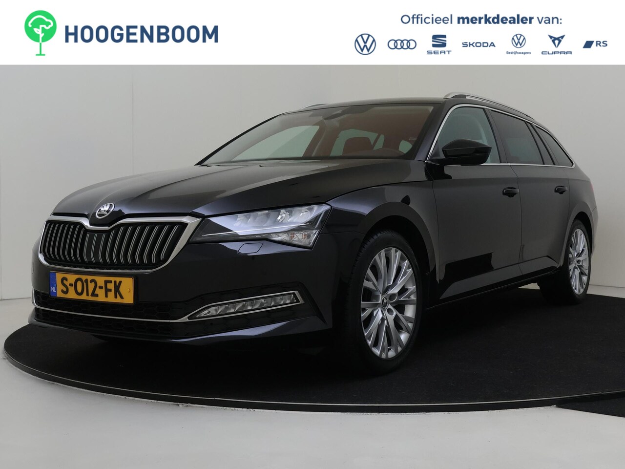 Skoda Superb Combi - 1.5 TSI ACT Business Edition Plus | Trekhaak | Achteruitrijcamera | Keyless | Elektrisch v - AutoWereld.nl