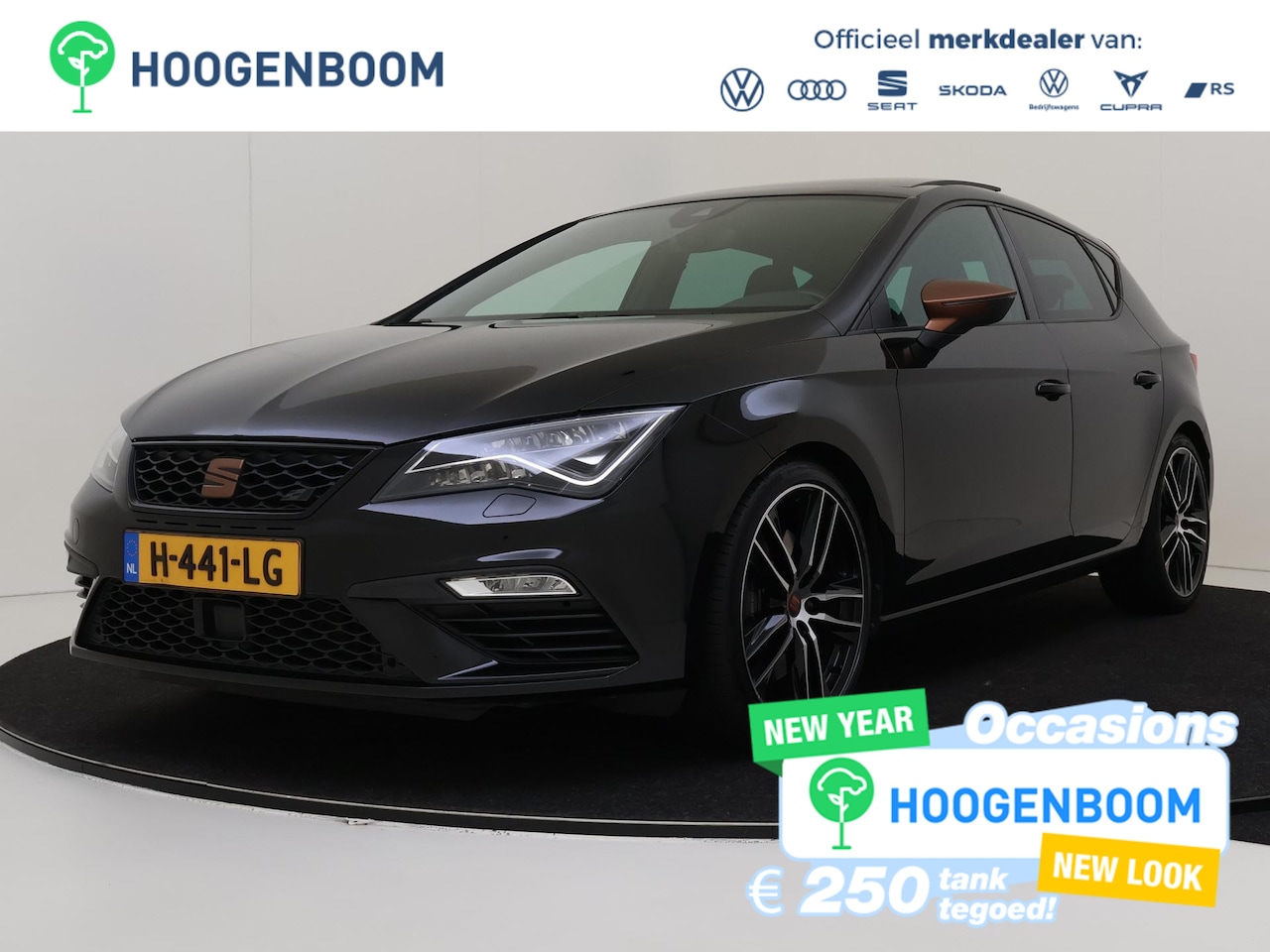 Seat Leon - 2.0 TSI CUPRA Ultimate Edition | Panoramadak | BEATS audio | Achteruitrijcamera | Stoelver - AutoWereld.nl