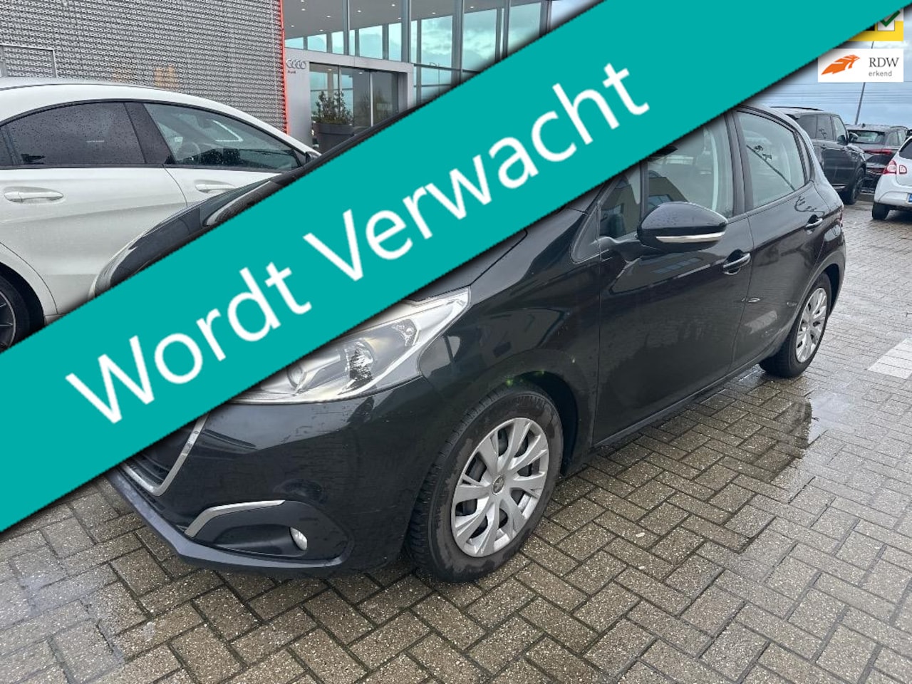 Peugeot 208 - 1.2 PureTech 5-deurs Airco Cruise Navi PDC 2e eig Historie - AutoWereld.nl