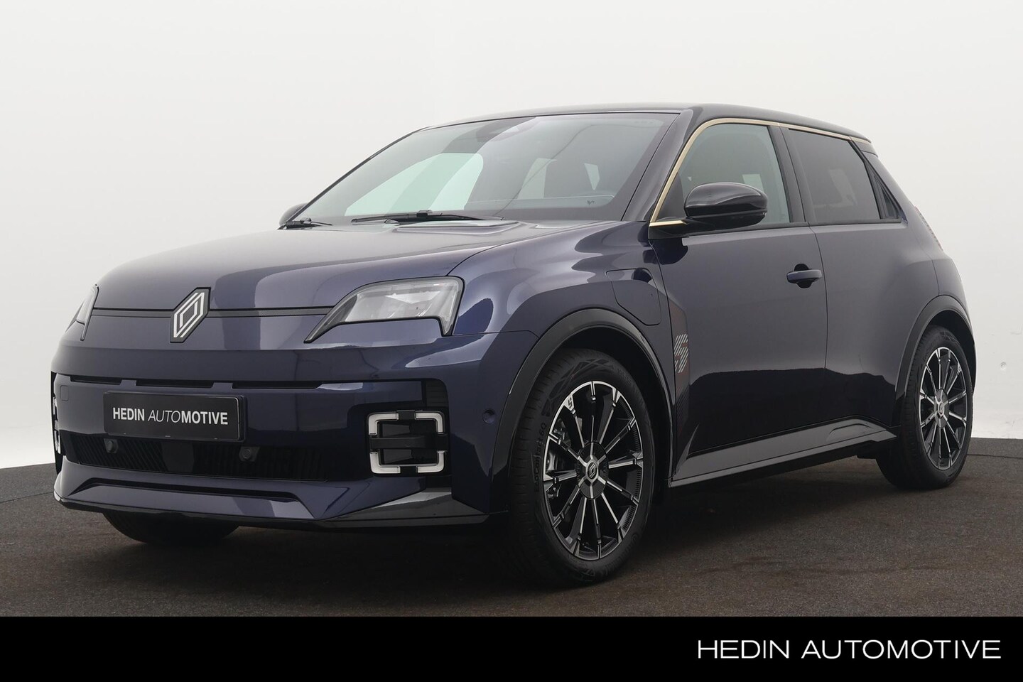 Renault 5 - comfort range iconic cinq 52 kWh 150PK | WLTP Range 410KM | Harman Kardon sound | Full map - AutoWereld.nl