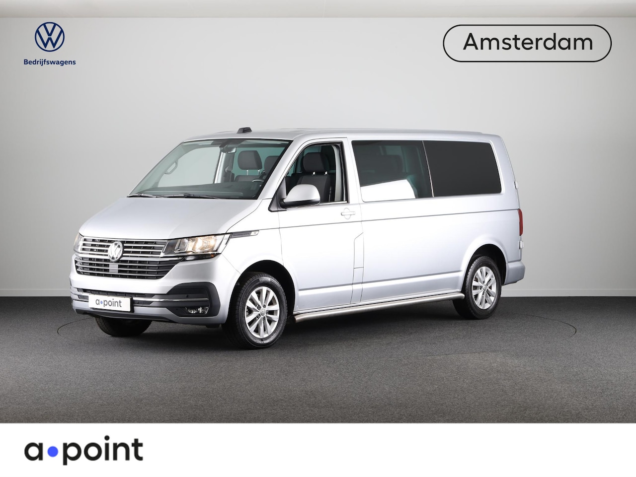 Volkswagen Transporter - 2.0 TDI L2H1 30 DC 150 pk Automaat | Verlengde garantie | Navigatie | Trekhaak | Parkeerse - AutoWereld.nl