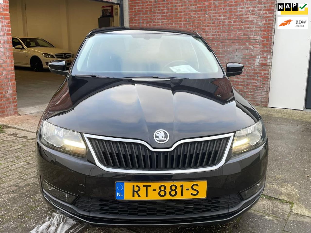 Skoda Rapid Spaceback - 1.0 TSI Greentech Drive - 2018 - Nieuw APK bij aflevering! - AutoWereld.nl