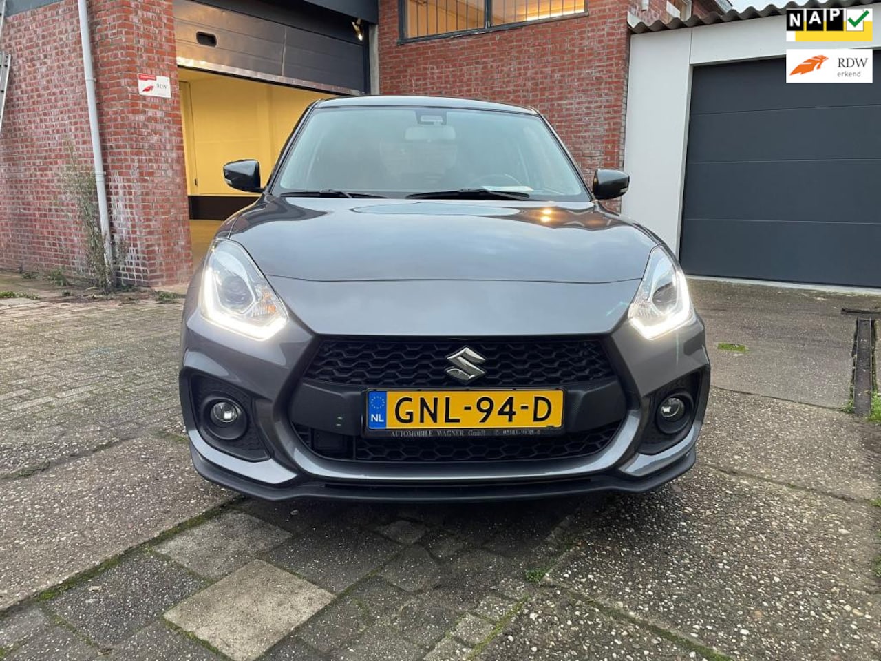 Suzuki Swift - 1.4 Sport - 2018 - ! NIEUW APK BIJ AFLEVERING ! - AutoWereld.nl