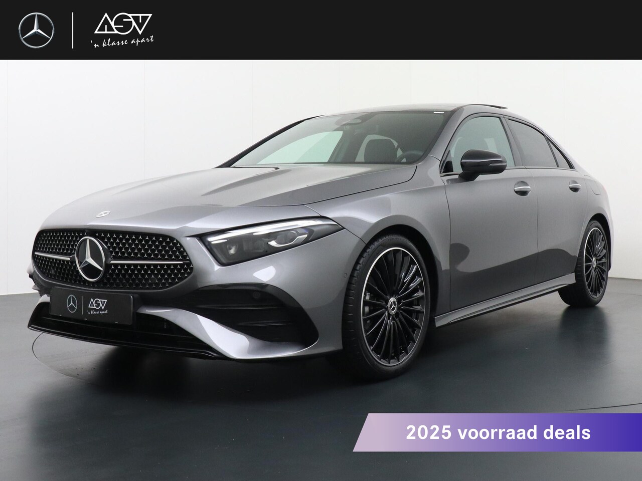 Mercedes-Benz A-klasse - 180 Star Edition AMG Line | Panorama - Schuifdak | Multibeam Led | Voorstoelen Verwarmd | - AutoWereld.nl