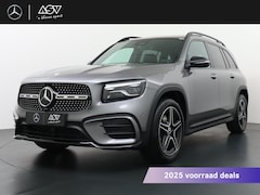 Mercedes-Benz GLB - 200 Star Edition AMG Line | Panorama - Schuifdak | Trekhaak Wegklapbaar | Distronic Cruise