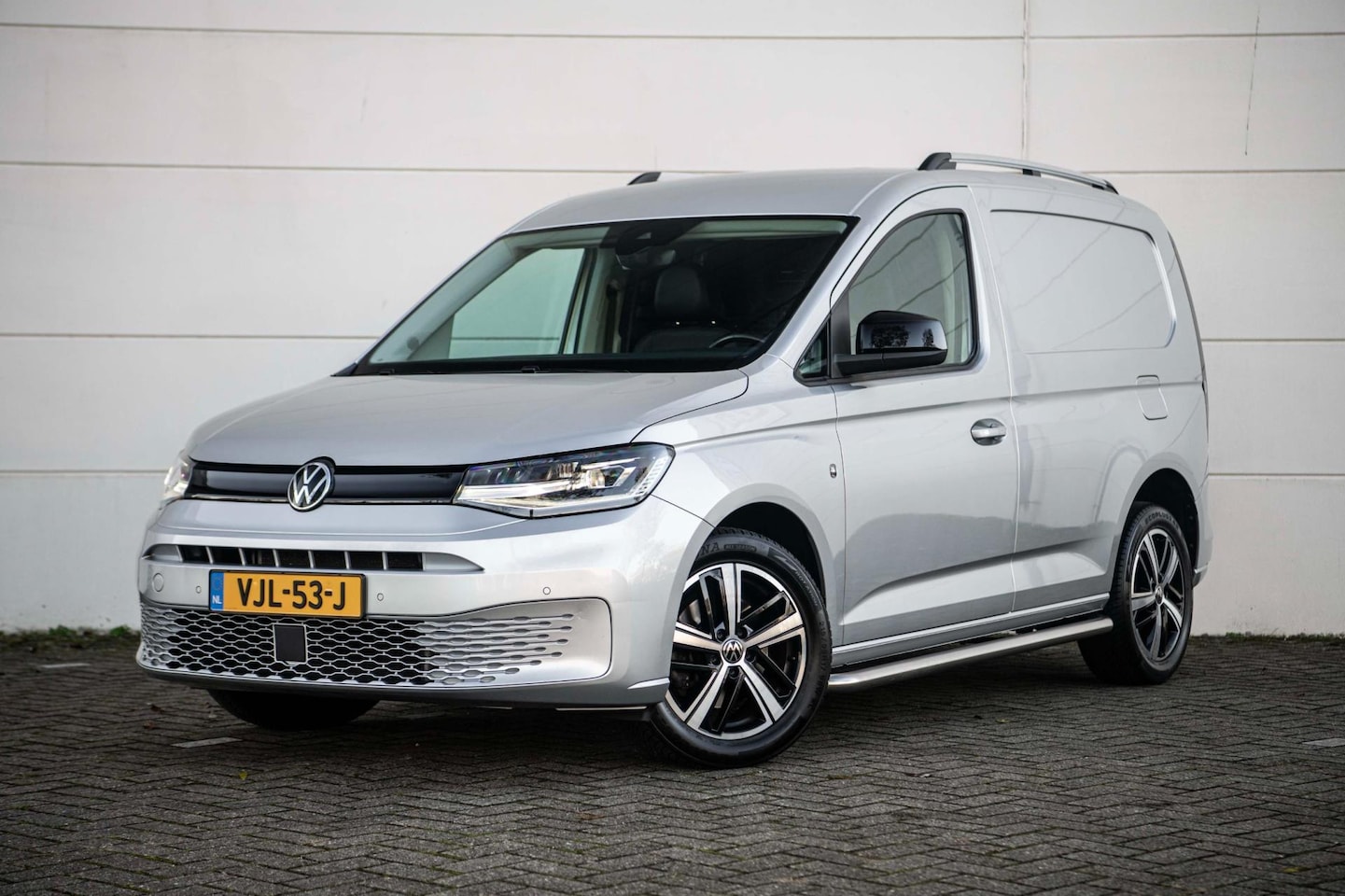 Volkswagen Caddy Cargo - 2.0 TDI 122pk DSG 1st Edition |ACC|LED|Cockpit|Carplay|Camera| - AutoWereld.nl