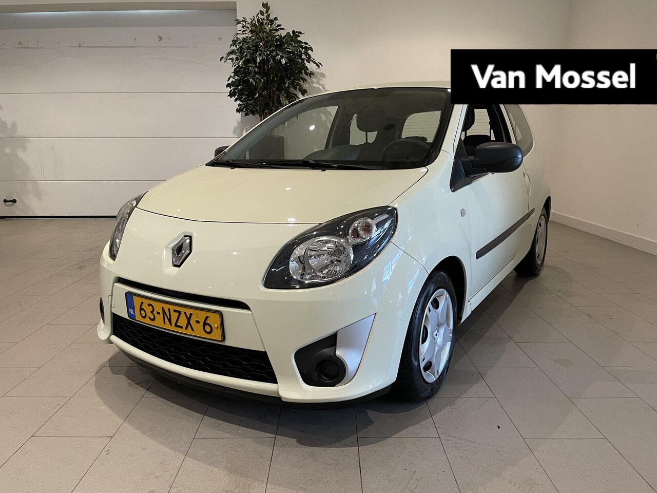 Renault Twingo - 1.2-16V Authentique 75 PK | Airco | Radio | Elektrische Ramen | - AutoWereld.nl