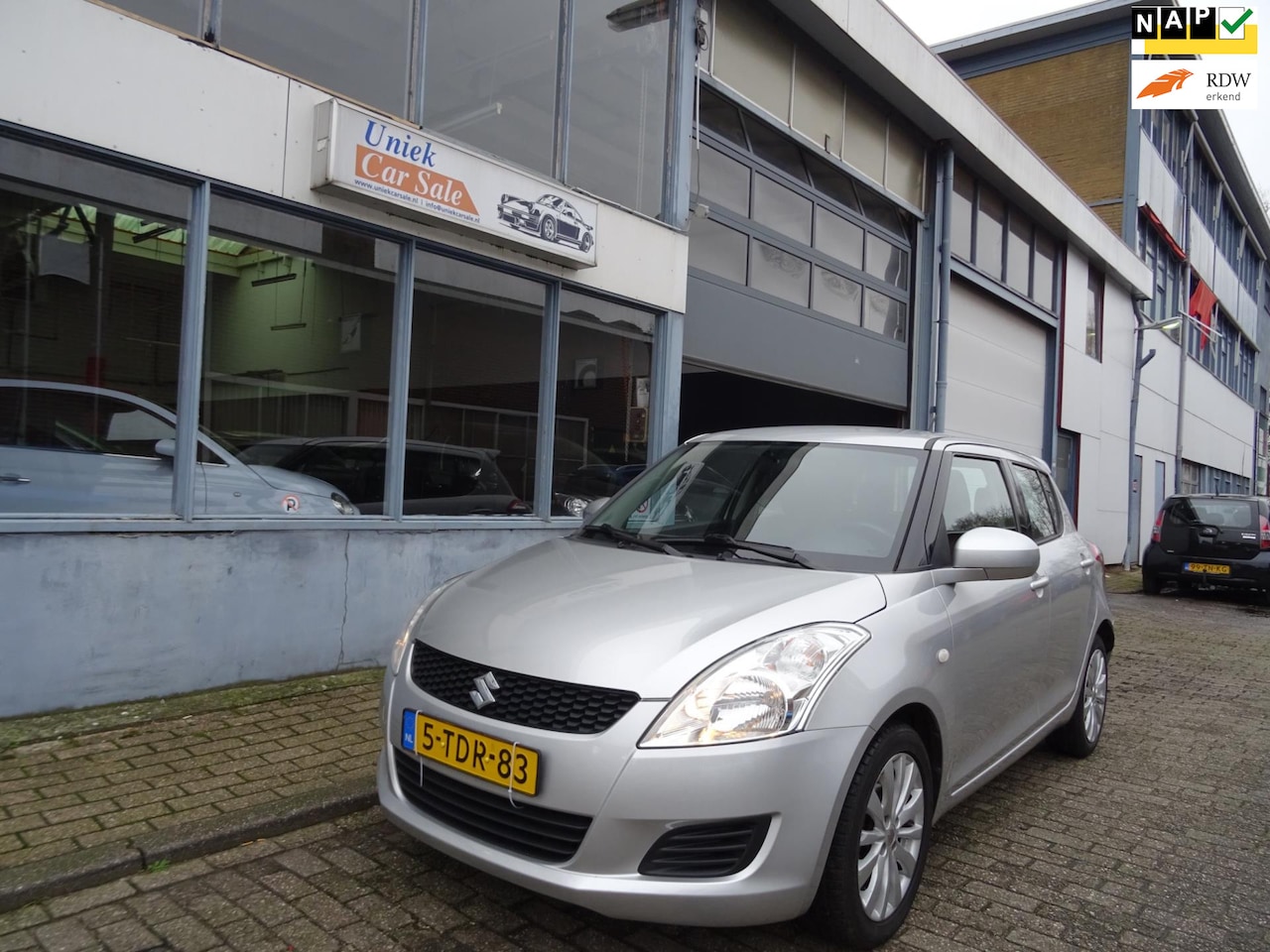 Suzuki Swift - 1.2 Bandit EASSS 1.2 Bandit EASSS - AutoWereld.nl