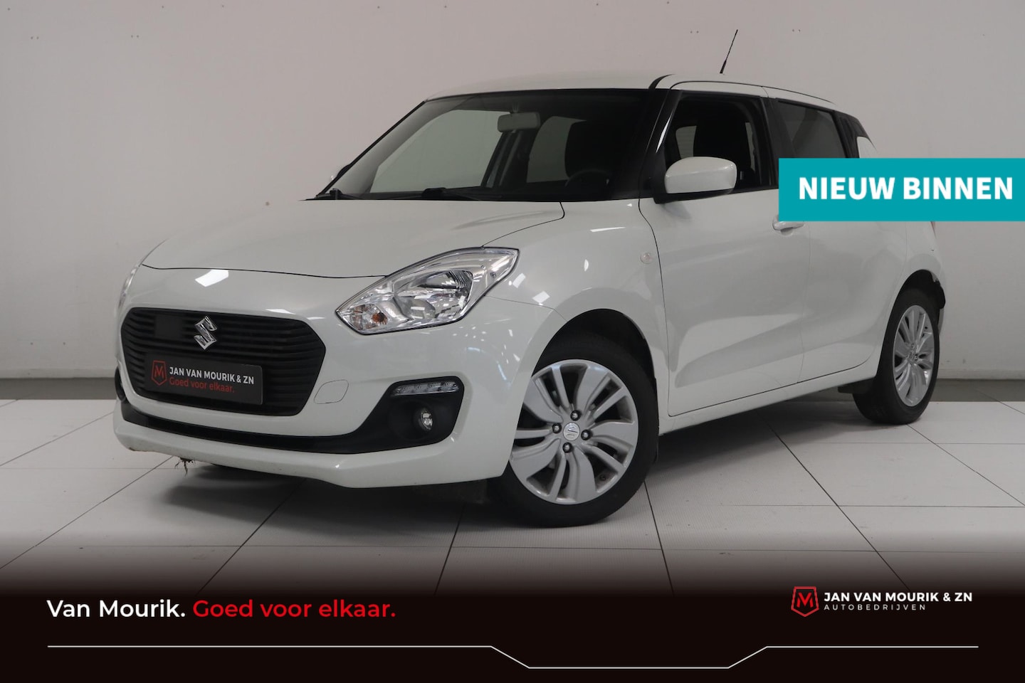 Suzuki Swift - 1.2 Select | Automaat | Airco | android auto apple carplay | cruise control adaptief | - AutoWereld.nl