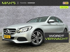 Mercedes-Benz C-klasse - 180 AMG Sport Edition | Trekhaak | Cruise Control | Navi | Parkeersensoren | Sportstoelen