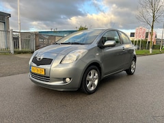 Toyota Yaris - 1.3 VVTi Luna MMT Clima/Cruise/Nieuwe Apk