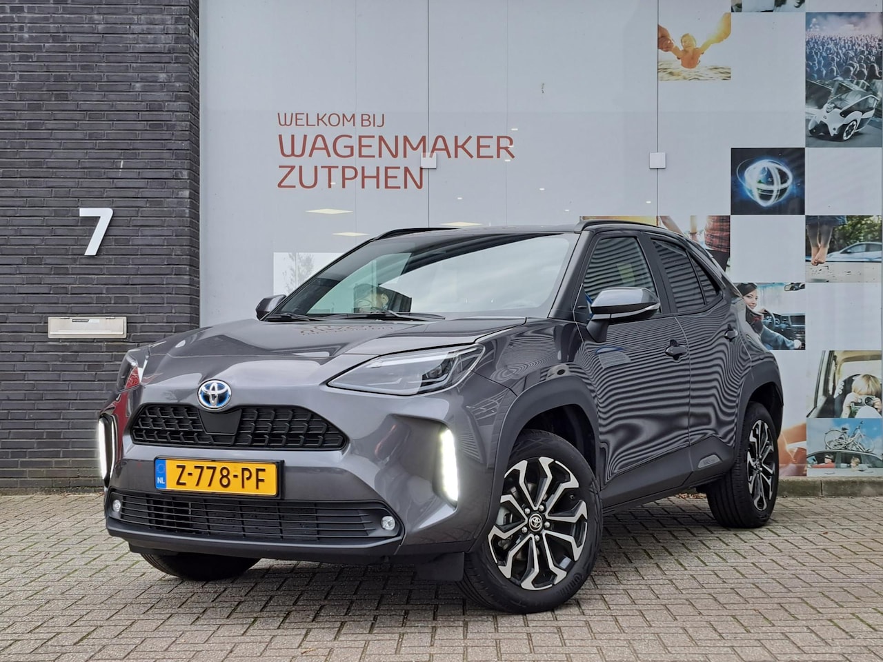 Toyota Yaris Cross - 1.5 Hybrid Dynamic Automaat | NAVIGATIE | PARKEERCAMERA | APPLE&ANDROID | - AutoWereld.nl