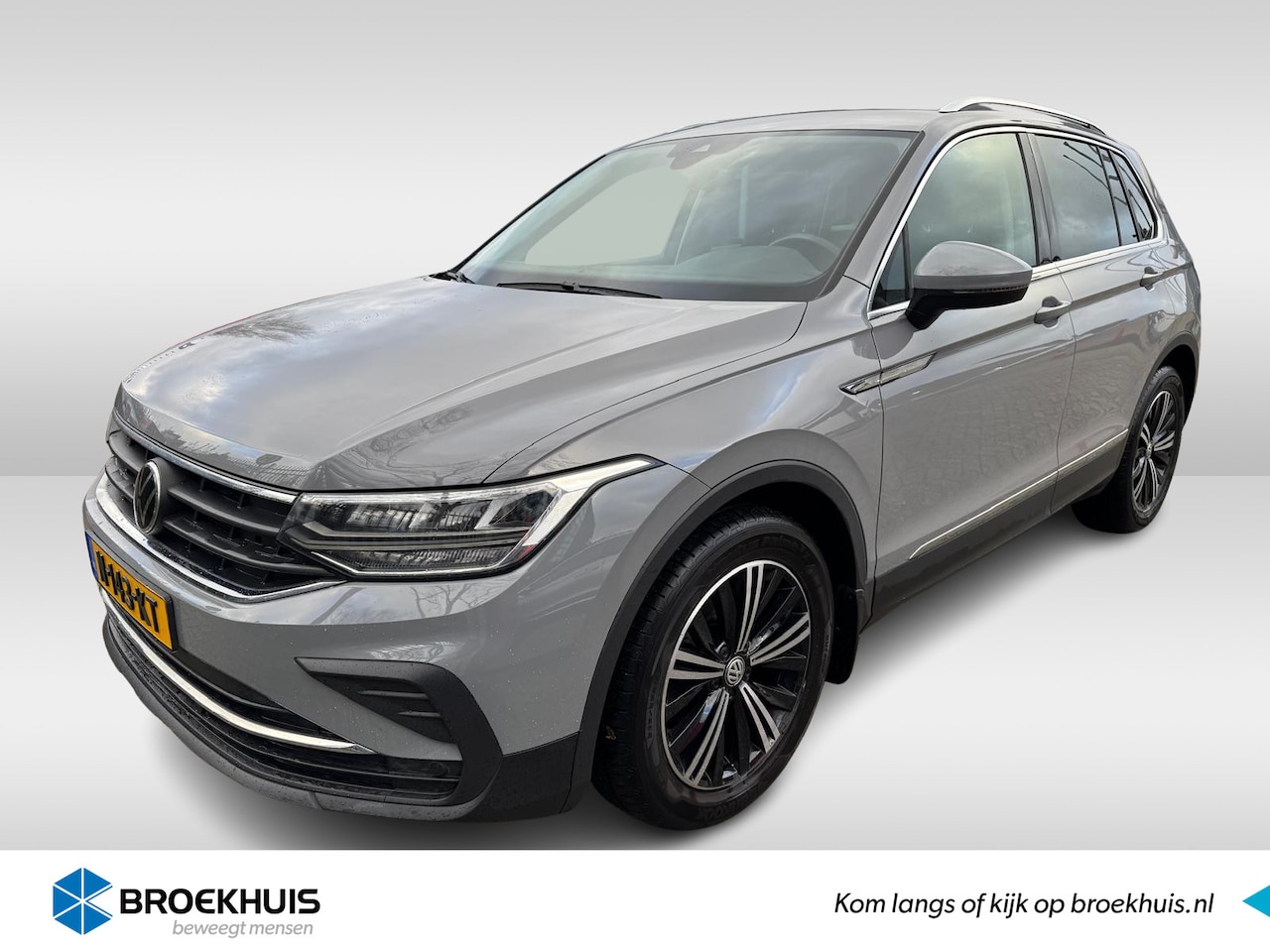 Volkswagen Tiguan - 1.5 150PK TSI DSG Life | Digital Cockpit | Ergo Active bestuurdersstoel |  Achteruitrijcam - AutoWereld.nl