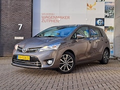 Toyota Verso - 1.8 VVT-i SkyView Edition Automaat | NAVIGATIE | PANORAMADAK | TREKHAAK |