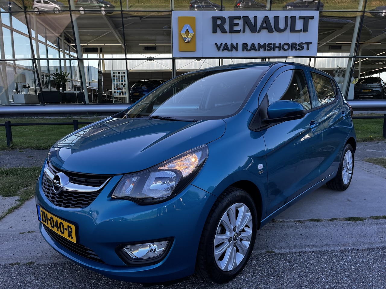 Opel Karl - 1.0 ecoFLEX 120 Jaar Edition / Airco / Cruise / Radio / Elek Ramen V / 15 ''LMV / - AutoWereld.nl