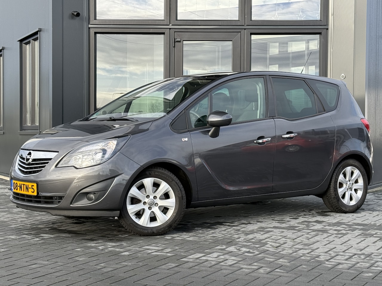 Opel Meriva - 1.4 Turbo Cosmo Pano | Verw. sportstoel | Trekhaak | Nwe APK - AutoWereld.nl