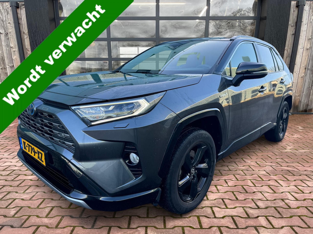 Toyota RAV4 - 2.5 Hybrid AWD Bi-Tone Selection | LED | Trekhaak | Navi | Camera | PDC | Stoelverwarming - AutoWereld.nl