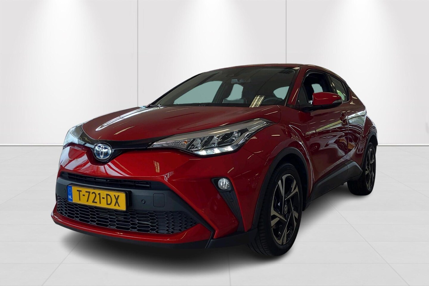 Toyota C-HR - 1.8 Hybrid Dynamic "10 jaar Toyota garantie" Automaat | Cruise/Clima Control | Licht Metal - AutoWereld.nl