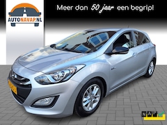 Hyundai i30 - 1.6 GDI Go /Camera/Navi/Clima/Cruise/2e Eig/Garantie