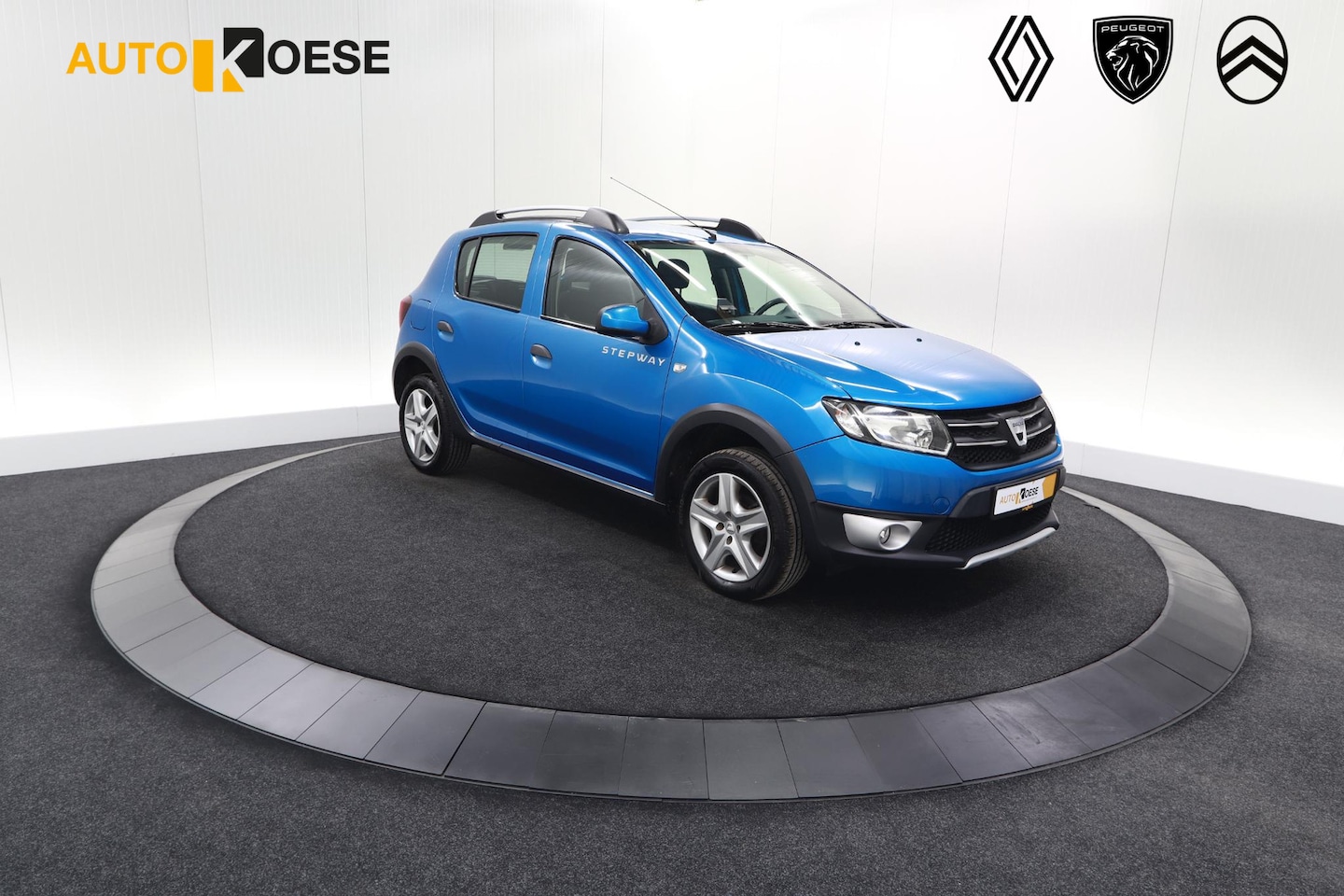 Dacia Sandero Stepway - TCe 90 Ambiance | Navigatie | Airco | Cruise Control - AutoWereld.nl