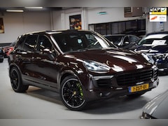 Porsche Cayenne - 3.0 S E-Hybrid Navi|Sport-Chrono|Org.NL|21inch|ACC|Matrix