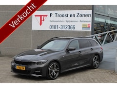 BMW 3-serie Touring - 320e M-pakket Business Edition Plus/Automaat Panoramadak/Laser led koplampen/M Sport Binne