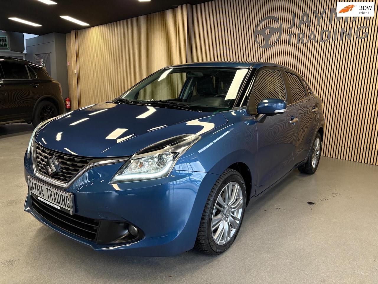 Suzuki Baleno - 1.0 Boosterjet High Executive 1.0 Boosterjet High Executive - AutoWereld.nl