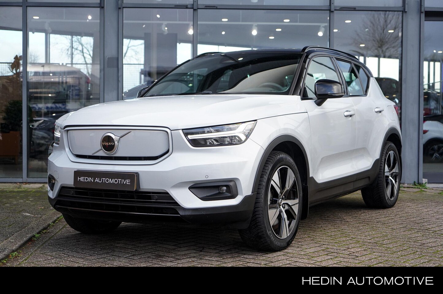 Volvo XC40 - Recharge P8 AWD R-Design | Google Services | Stoel & Stuurverwarming | Keyless Entry | Ele - AutoWereld.nl