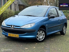 Peugeot 206 - 1.1 XR APK Inruil Koopje