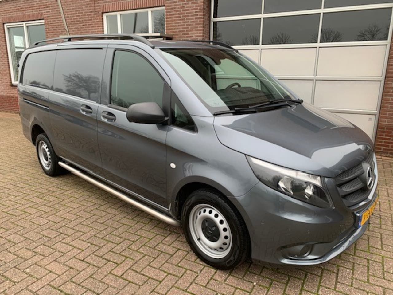 Mercedes-Benz Vito - 116 CDI Lang Navigatie / Cruise / Camera / Trekhaak - AutoWereld.nl