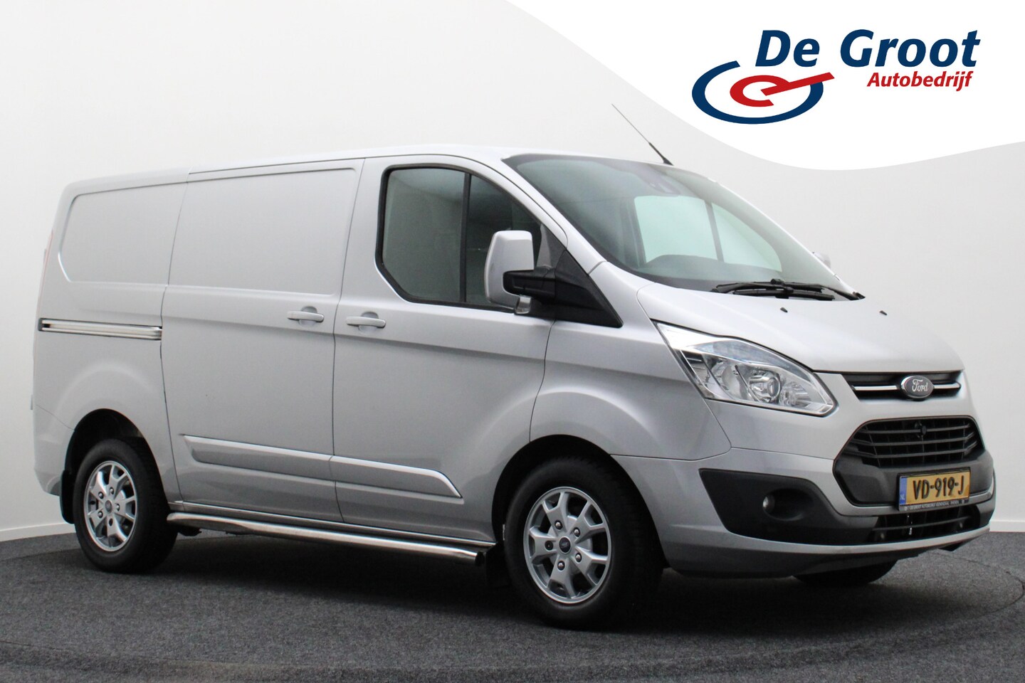 Ford Transit Custom - 270 2.2 TDCI L1H1 Limited 270 2.2 TDCI L1H1 Limited - AutoWereld.nl