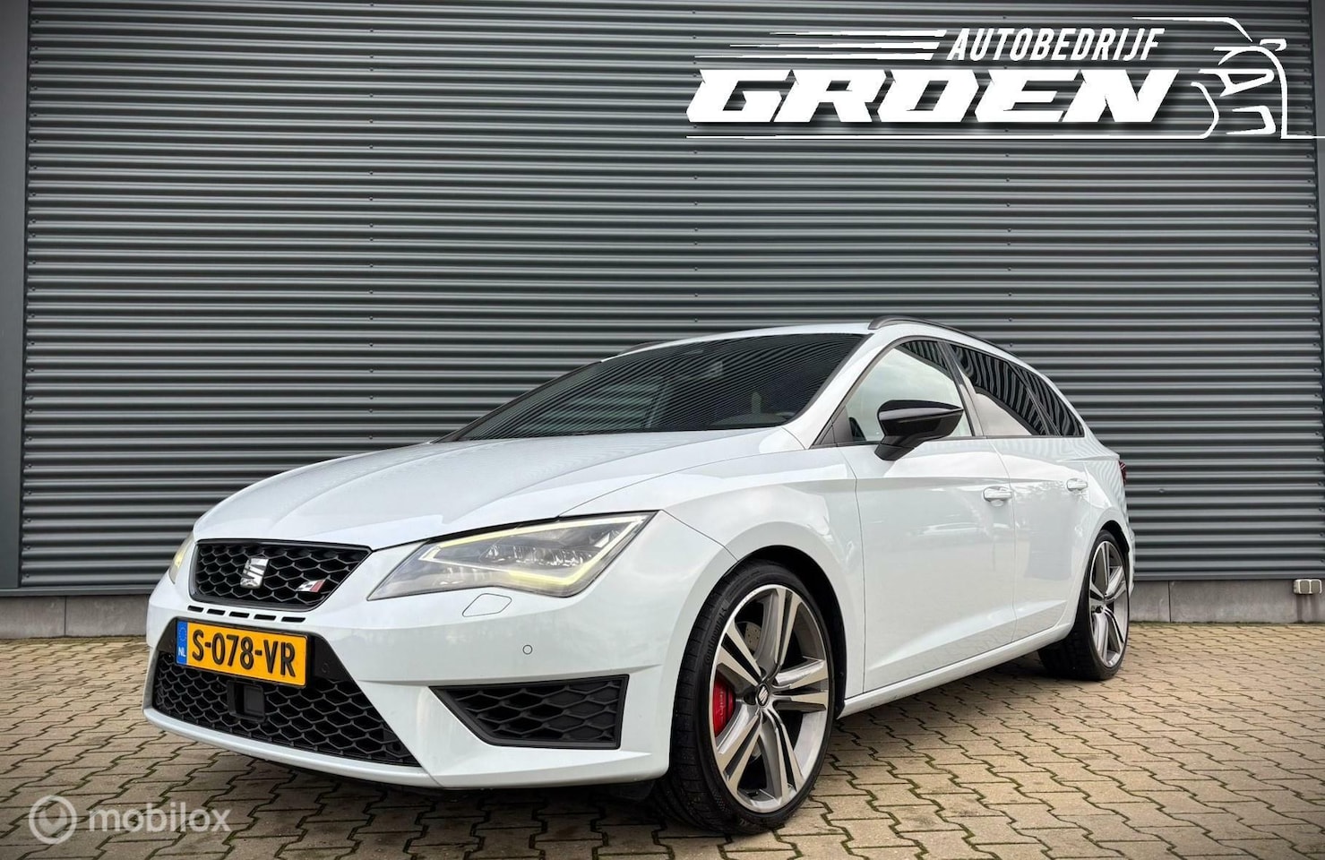 Seat Leon ST - 2.0 TSI Cupra 280 DSG|ACC|PANO|CARPLAY - AutoWereld.nl