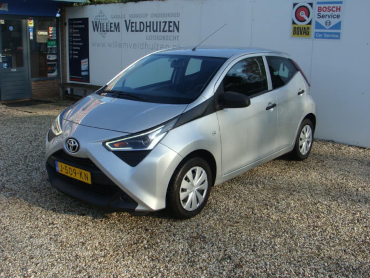 Toyota Aygo - 1.0 VVT-i x-fun 1.0 VVT-i 5drs x-fun - AutoWereld.nl