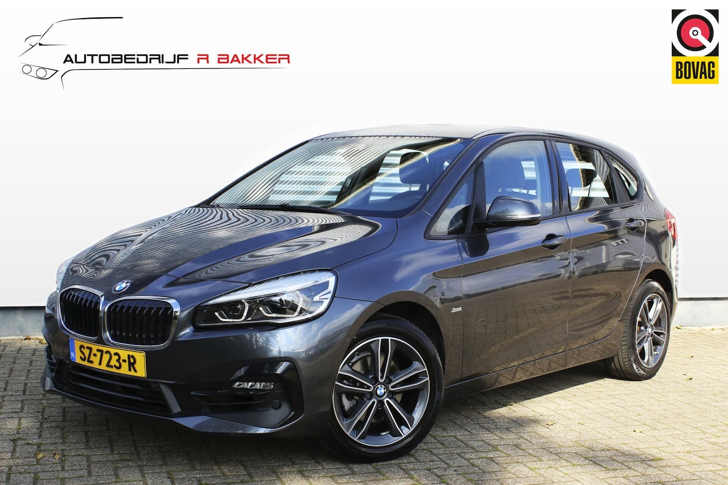 BMW 2-serie Active Tourer - 218i Executive Sport Line // Trekhaak afneembaar - Navigatie - Camera - Inclusief 12 maand - AutoWereld.nl