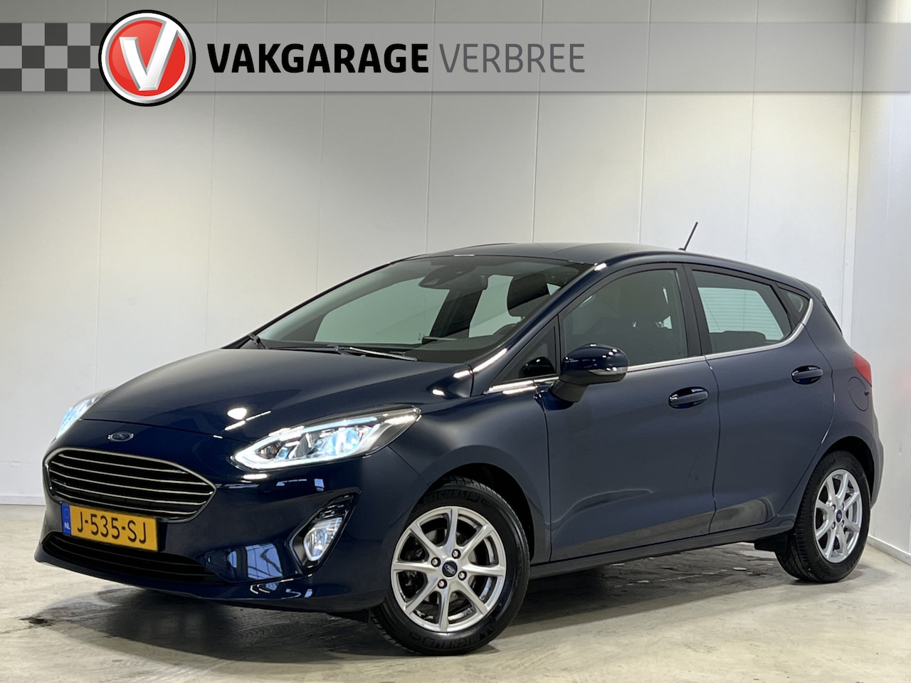 Ford Fiesta - 1.0 EcoBoost Titanium | Navigatie/Android/Apple Carplay | LM Velgen 16" | Voorstoelen + St - AutoWereld.nl