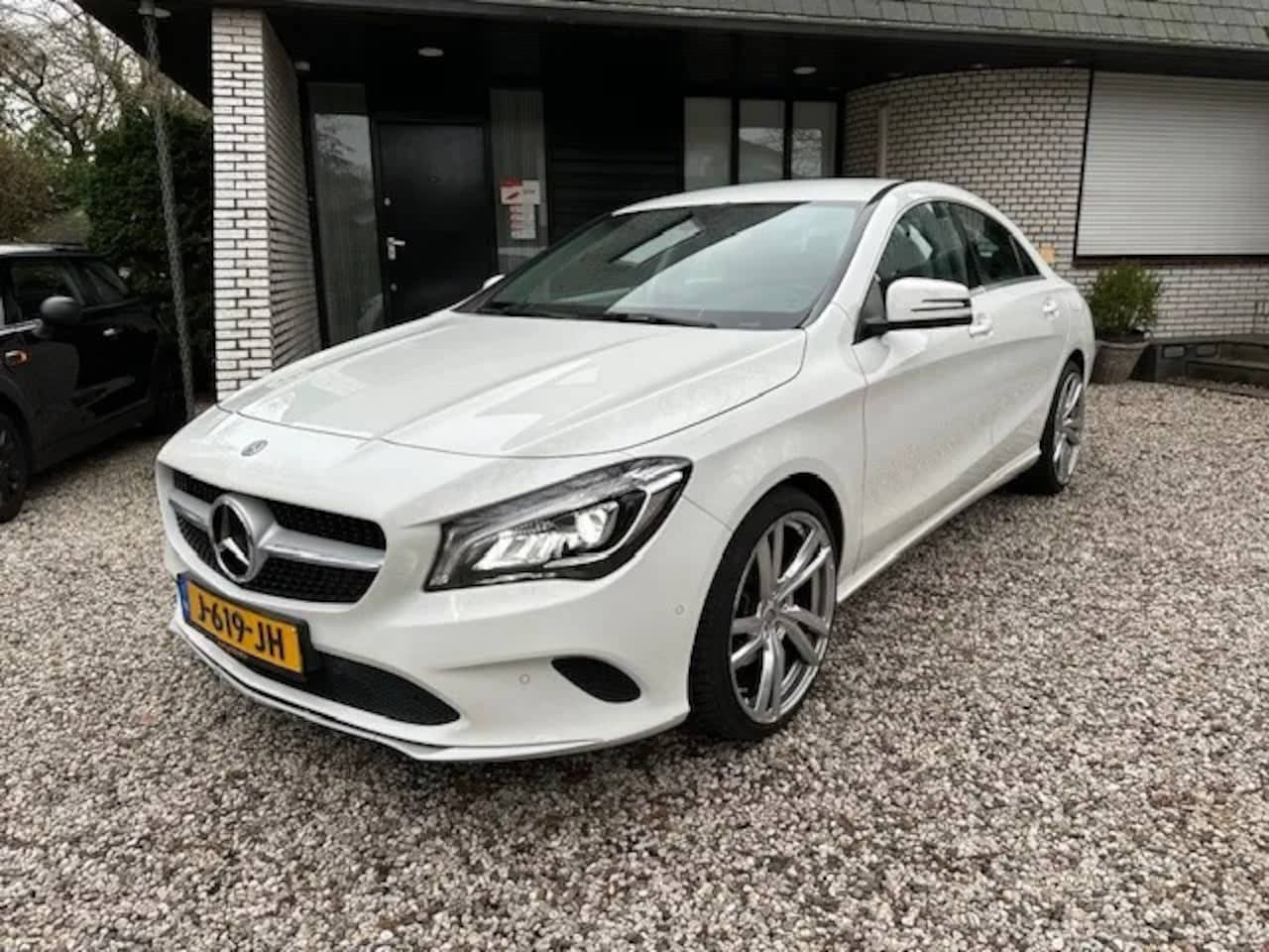 Mercedes-Benz CLA-Klasse - 180 Ambition 180 Ambition - AutoWereld.nl