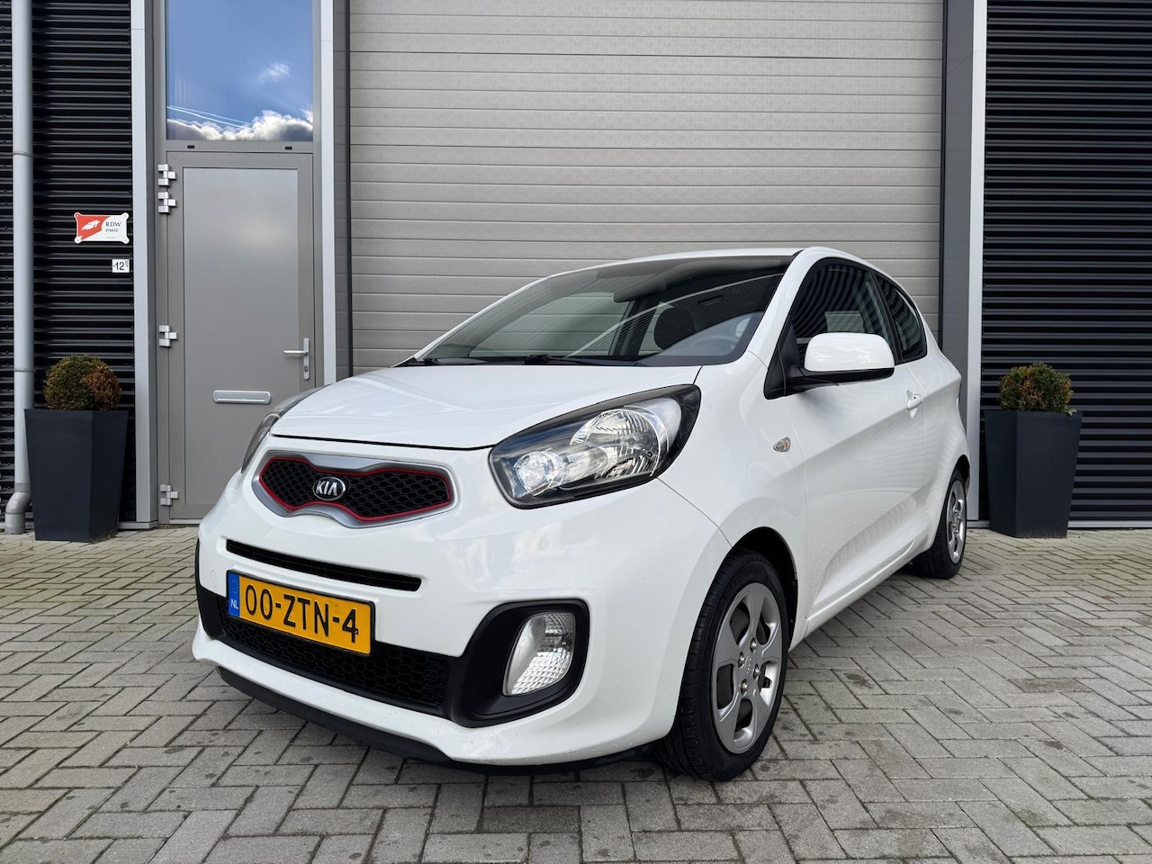 Kia Picanto - 1.0 CVVT ISG Comfort Pack 1.0 CVVT ISG Comfort Pack - AutoWereld.nl