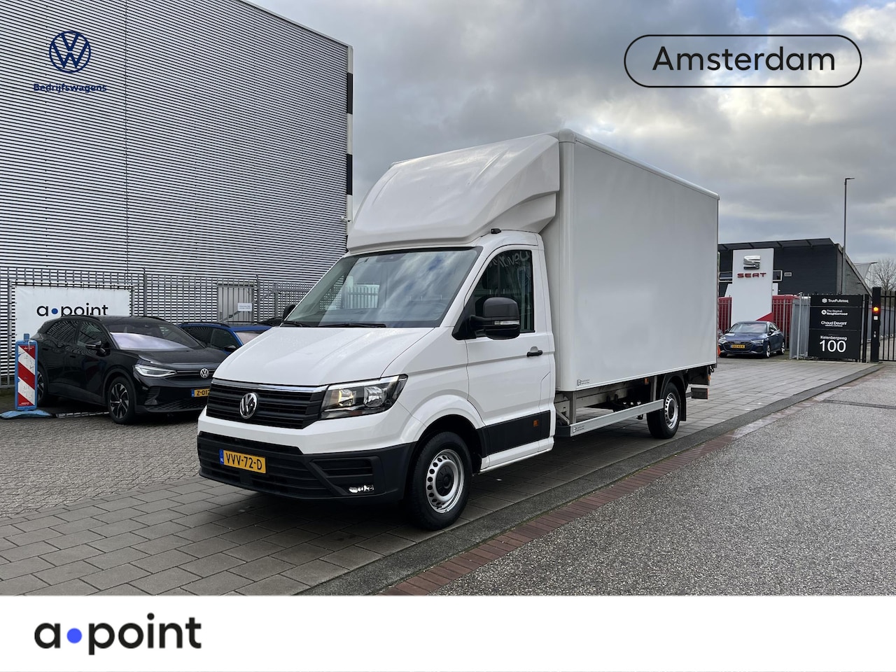 Volkswagen Crafter - 35 2.0 TDI L4 Highline EURO VI 140PK Automaat | Laadbak | Laadklep | Geveerde bestuurderss - AutoWereld.nl