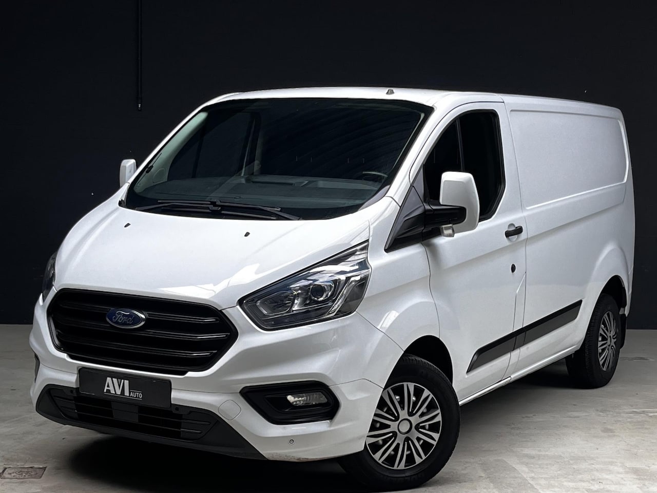 Ford Transit Custom - 280 2.0 TDCI L1H1 Trend Airco Trekhaak - AutoWereld.nl