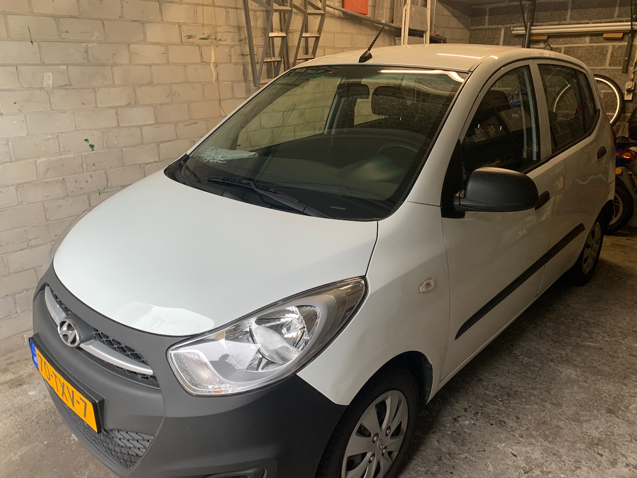 Hyundai i10 - 1.1 Pure - AutoWereld.nl