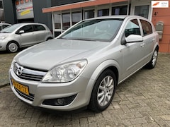 Opel Astra - 1.8 Temptation automaat 70 dkm nap