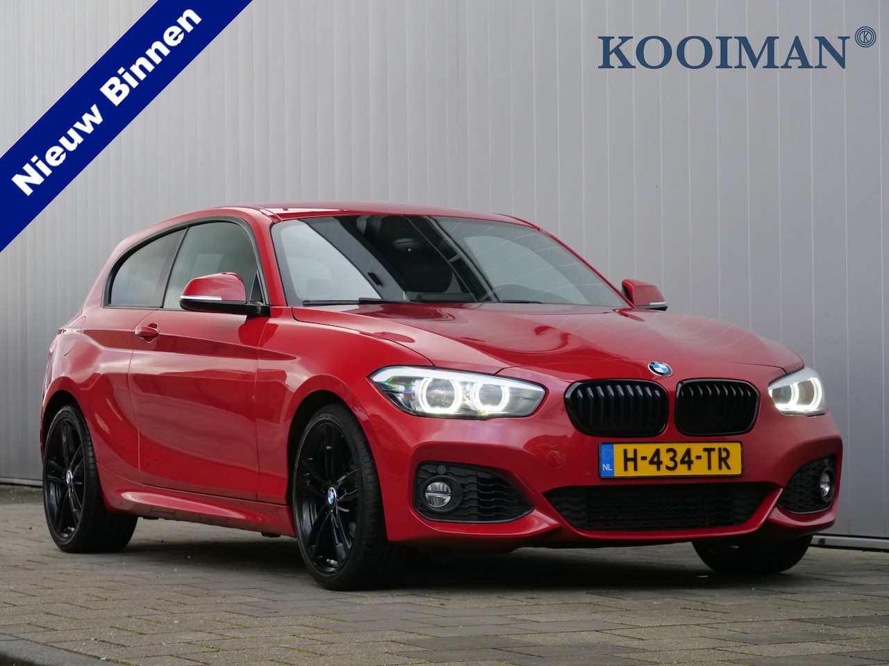 BMW 1-serie - 118i 136pk Edition M Sport Shadow High Executive LED / 18Inch / Sportstoelen / Privacy Gla - AutoWereld.nl